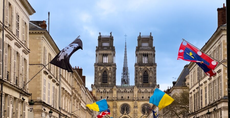 A,Picturesque,View,Of,A,Historic,Cathedral,Of,Holy,Cross